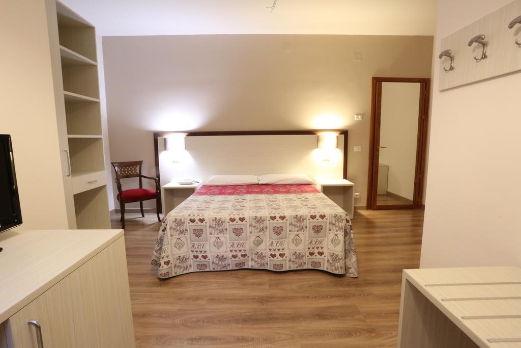 Hotel Europa Foggia Eksteriør billede