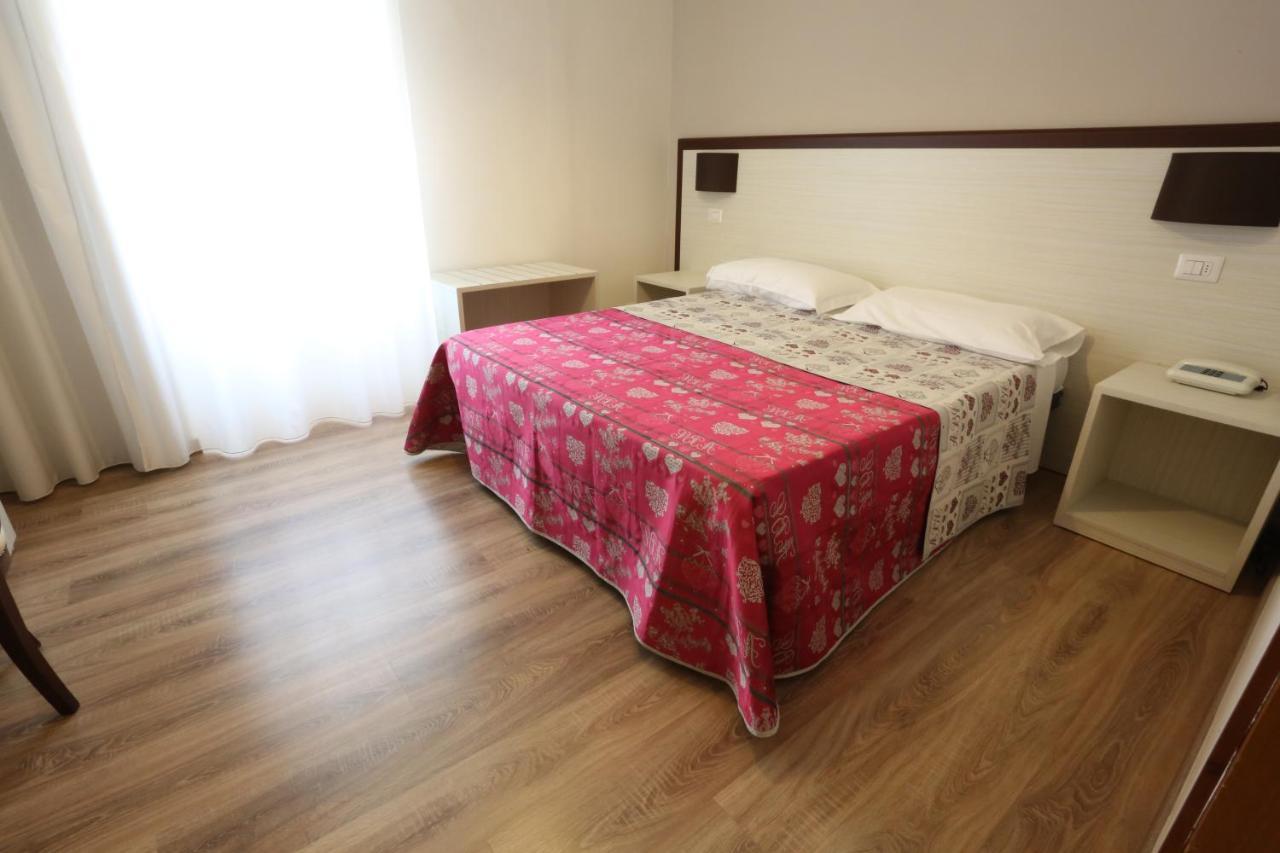 Hotel Europa Foggia Eksteriør billede